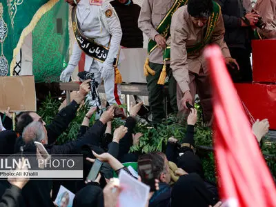 آخرین وداع مردم فریدن با سه شهید حملات آمریکایی صهیونیستی