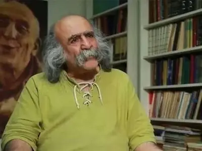 کیوان صمیمی موقتاً از زندان آزاد شد