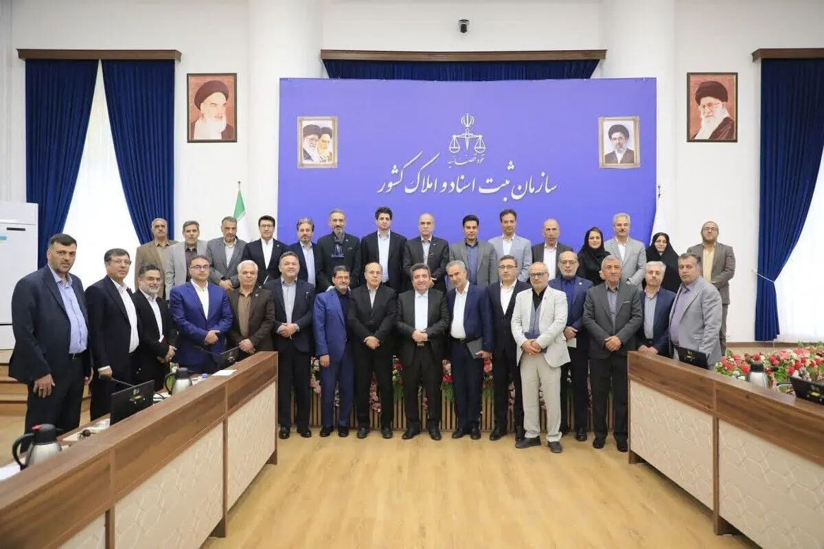  دفاتر اسناد رسمی همگام با هوش مصنوعی گام بردارند