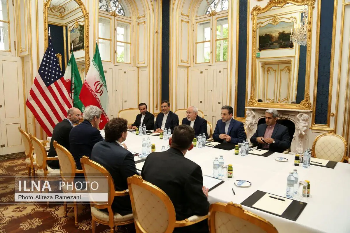 ظریف و جان کری برای اجرای موثر توافق برجام دیدار و گفت‌وگو کردند