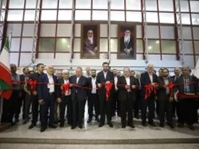 قطار نمایشگاه فولاد، در جزیره کیش به راه افتاد