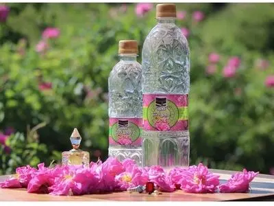 راهنمای خرید گلاب کاشان