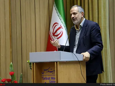حاشیه‌نشینی با تخریب حصار تهران آغاز شد