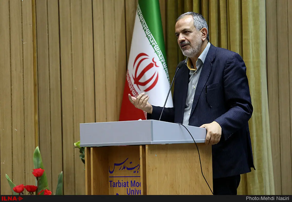 حاشیه‌نشینی با تخریب حصار تهران آغاز شد