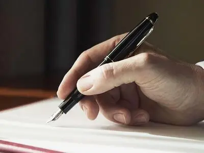 «نقد» چیست و «ناقد» کیست؟ 