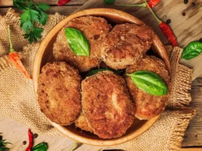 طرز تهیه کتلت با سویا؛ خوشمزه ترین غذای بدون گوشت