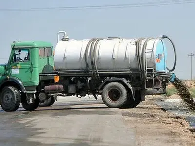 توقیف خودروی حمل پساب در شهرستان تاکستان