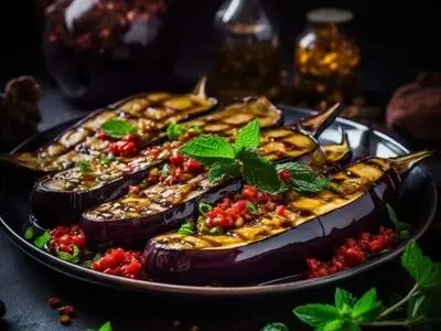 با ۲ تا بادمجان این شکلی هنر آشپزی‌ تو به رخ بکش + فیلم