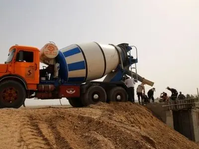 انتقاد کارگران ابنیه راه‌آهن جنوب برای عدم دریافت به موقع حقوق و مزایای مناسبتی 