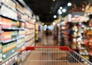 تأکید بر ضرورت رعایت حقوق قانونی کارکنان فروشگاه‌های زنجیره‌ای در اهواز