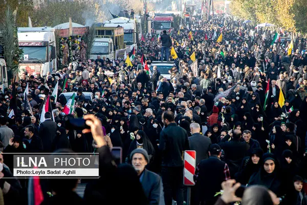 مراسم تشییع پیکر ۱۱۰ شهید گمنام در تهران