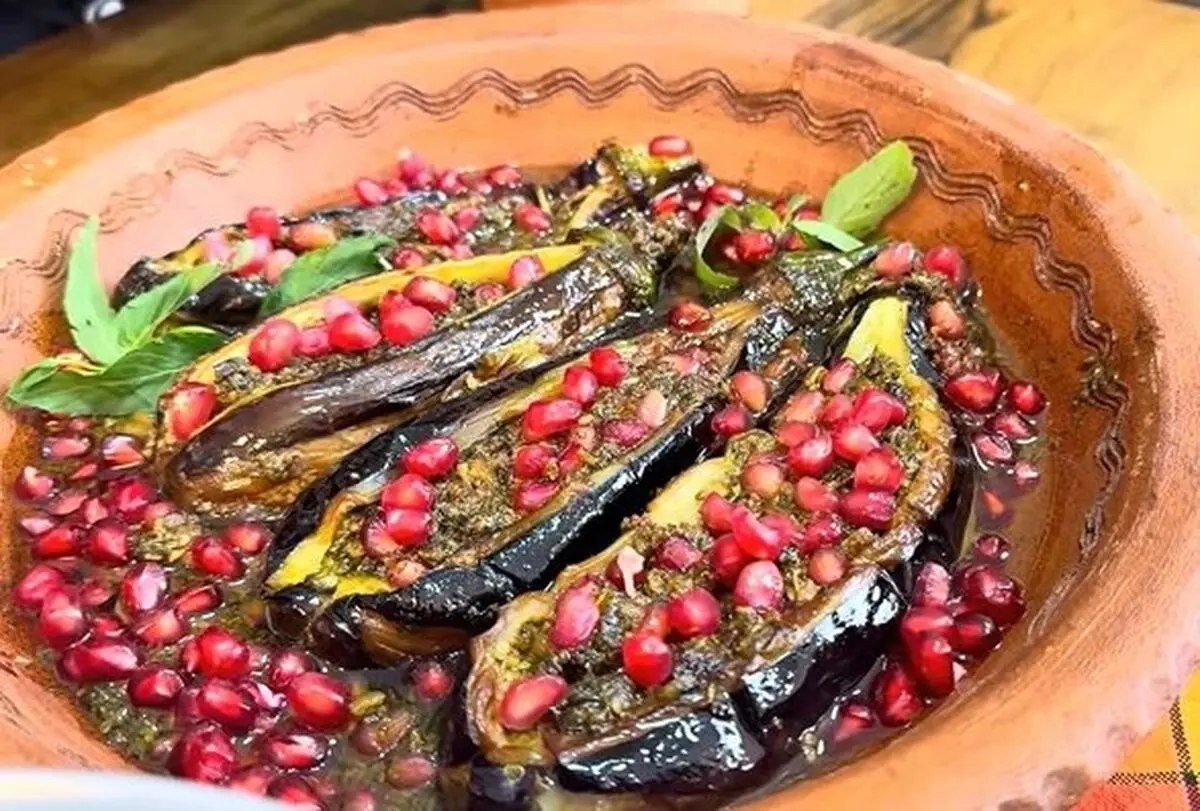 بادمجان ناردونی کاملا گیاهی؛ غذای پاییزیِ شمال