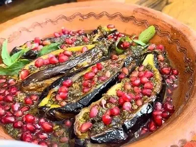 بادمجان ناردونی کاملا گیاهی؛ غذای پاییزیِ شمال