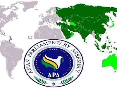 وفد برلماني إيراني يتوجه إلى البحرين