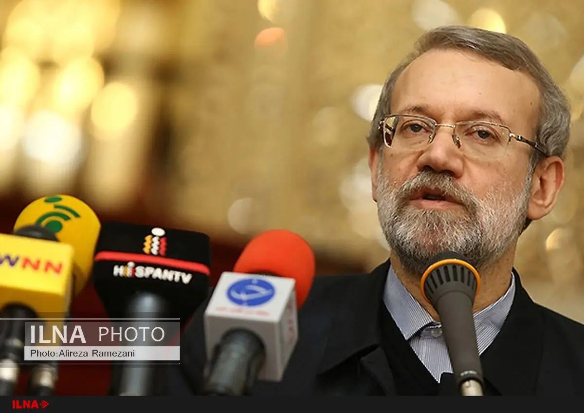 نشست خبری لاریجانی به مناسبت روز مجلس