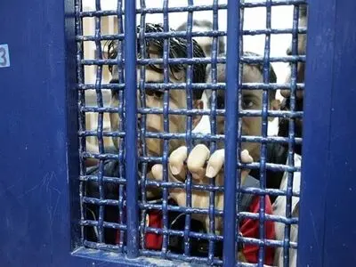  Over 70 Palestinian Inmates to Stage Hunger Strike