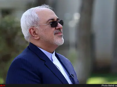 Zarif urges EU to save Iranian kids with EB instead of threats