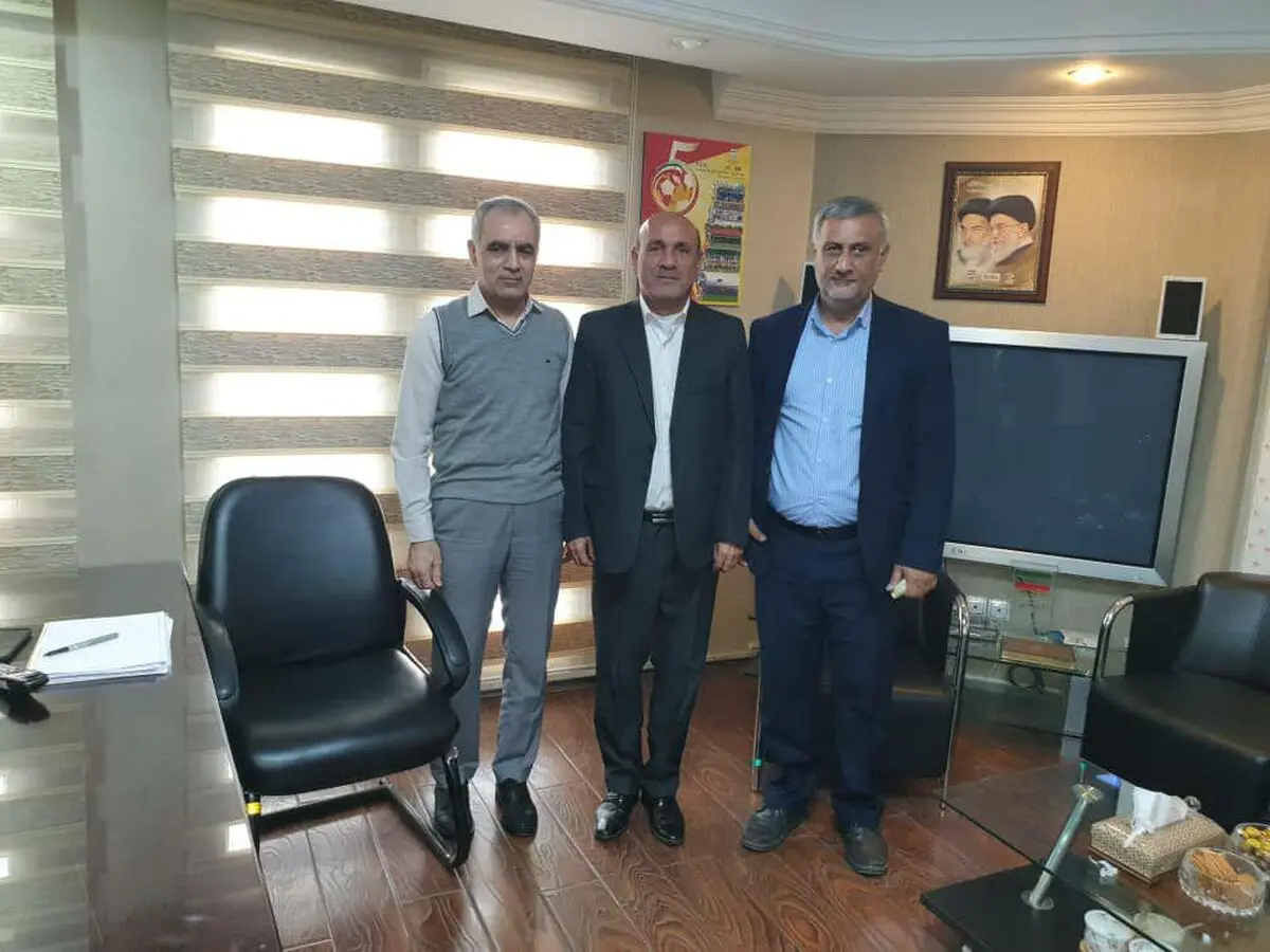 دیدار مدیران باشگاه شاهین با حیدر بهاروند