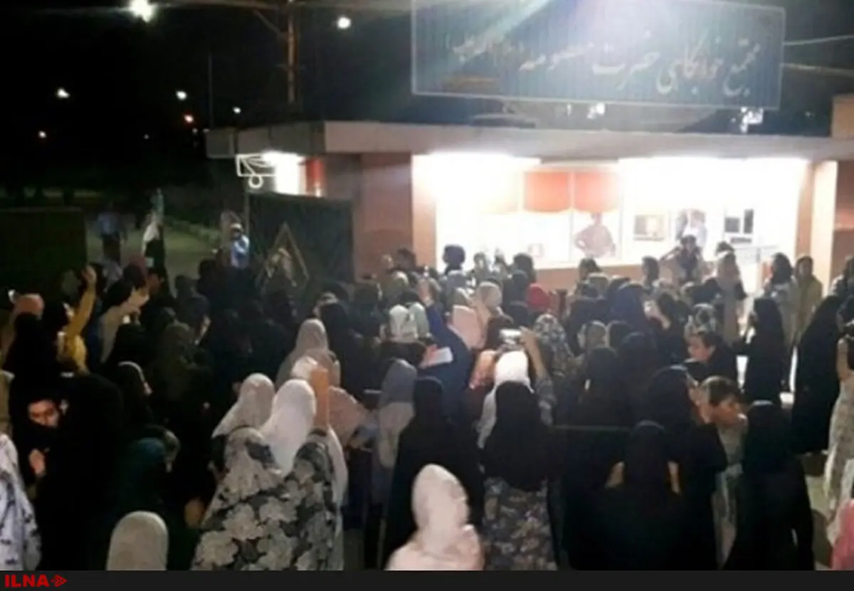 ورود وزارت علوم به ماجرای زندگی در خوابگاه بدون کولر با دمای۵۰ درجه/ برگزاری جلسه با استانداری برای رفع مشکلات دانشگاه 