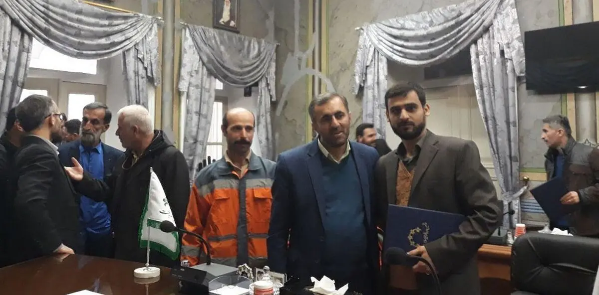 حق کارگر را از گلوی متخلفان بیرون می‌کشم/کارگران: دوره ارباب رعیتی هم برخوردها این گونه نبود/نابود کردن زندگی ما با اجرا گذاشتن سفته‌ها