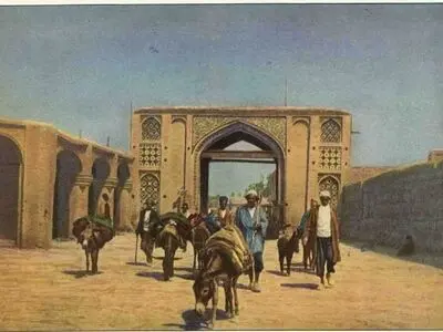 عکس دیده نشده رنگی از دروازه رشت قزوین 