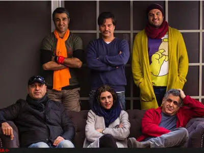 بازیکنان پرسپولیس به تماشای کدام فیلم نوروزی نشستند+عکس