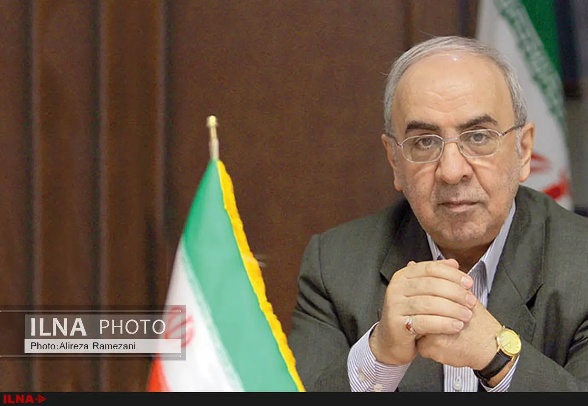 سخنرانی رئیس ایدرو درباره چشم انداز صنعت نفت، گاز و پتروشیمی ایران