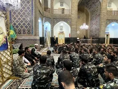 برگزاری حلقه های جهاد تبیین کارکنان وظیفه پدافند هوایی شمال شرق در حرم مطهر رضوی