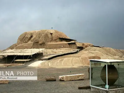 نمایش اشیای نادیده‌ی تمدن سیلک/ کارگاه باستان‌شناسی گیرشمن مرمت شد