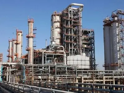 ایران تنجز 41% من عملیة بناء مصفاة نفط محلیة بالکامل