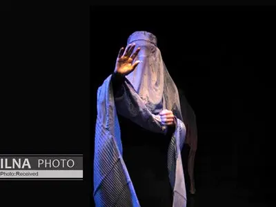 تئاتری که به‌جای افغانستان در ایران اجرا شد/ مهاجران بیش از دیگران درگیر معضلات اجتماعی می‌شوند
