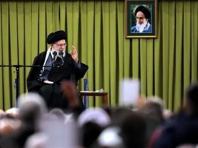 قائد الثورة : یوم11 شباط 2023 کان یوما تاریخیا/ أنحني اجلالا امام الشعب الایراني