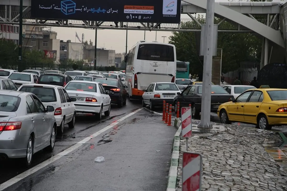 اعلام آخرین وضعیت ترافیکی معابر بزرگراهی شهر تهران 