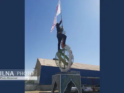 بازگشت به کار نیمی از کارگران نیشکر  هفت تپه/ تجمع کارگران هنوز ادامه دارد