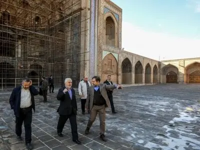داربست‌های مسجد جامع قزوین بعد از ۶۰ سال جمع‌آوری می‌شود
