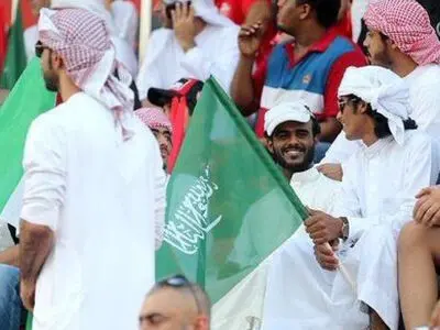 کل امارات علیه پرسپولیس/ هجوم اتوبوس ها به محمد بن زاید