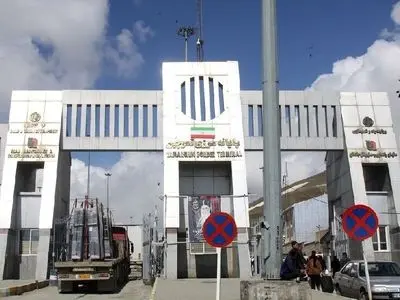 ترخیص ۲۰۰۰ تن کالای اساسی از گمرک تمرچین آذربایجان غربی