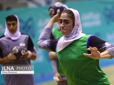 شکست دختران هندبالیست قزوین مقابل نماینده اصفهان