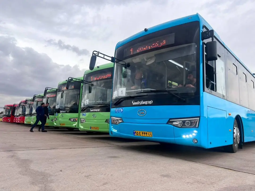 اتوبوس‌های یورو5 گروه بهمن پیش از وارونگی هوا به پایتخت رسید