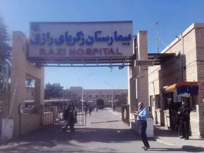 آب بزرگ‌ترین بیمارستان قزوین بدون اطلاع قبلی قطع شد / مدیر داخلی بیمارستان: دستگاه‌‌های دیالیز ما با آب کار می‌کنند