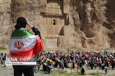 بزرگداشت سالروز سفر تاریخی رهبر معظم انقلاب به استان فارس