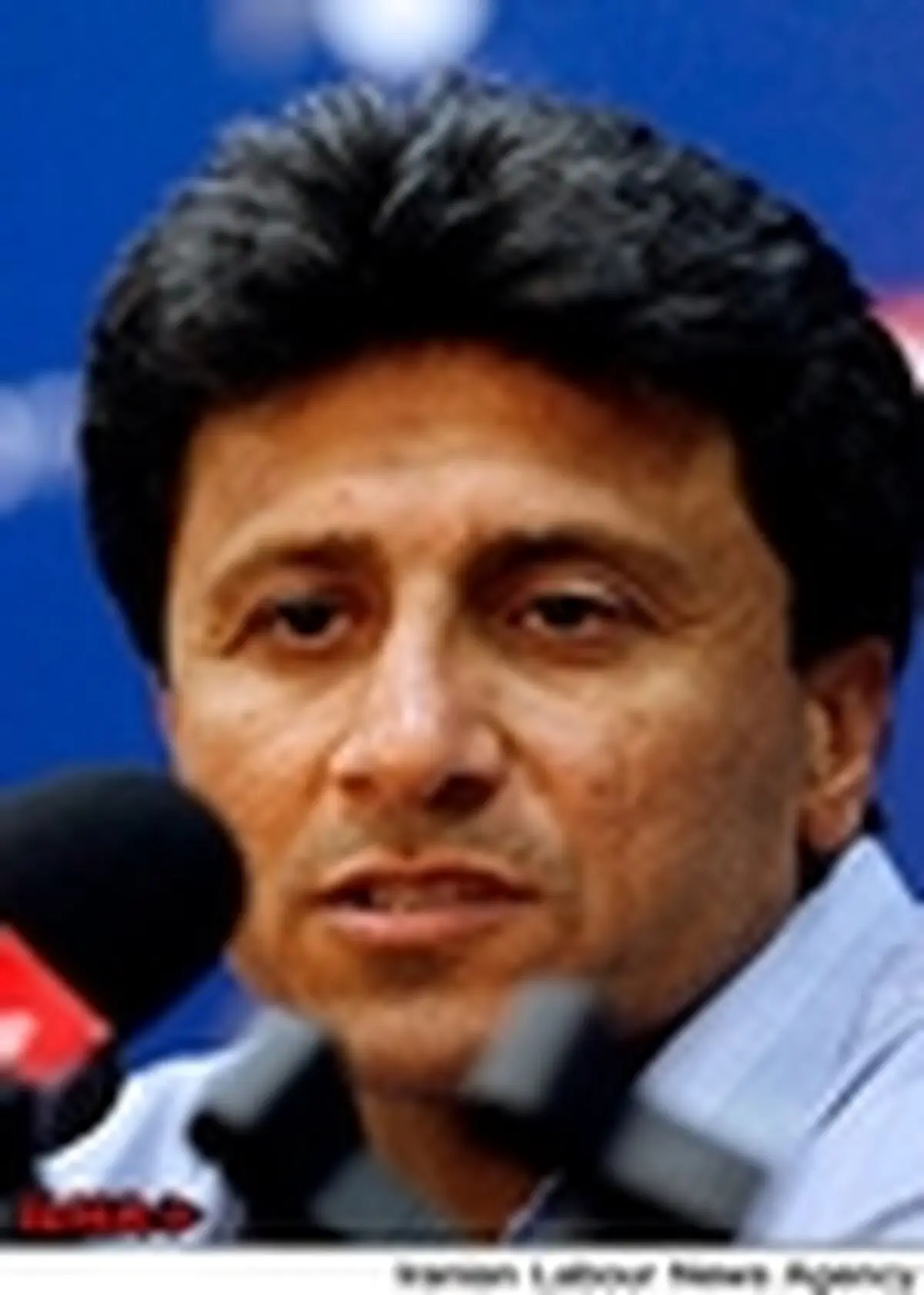 مرفاوی سرمربی تیم فوتبال پیکان شد / صمد یک روز هم بیکار نماند