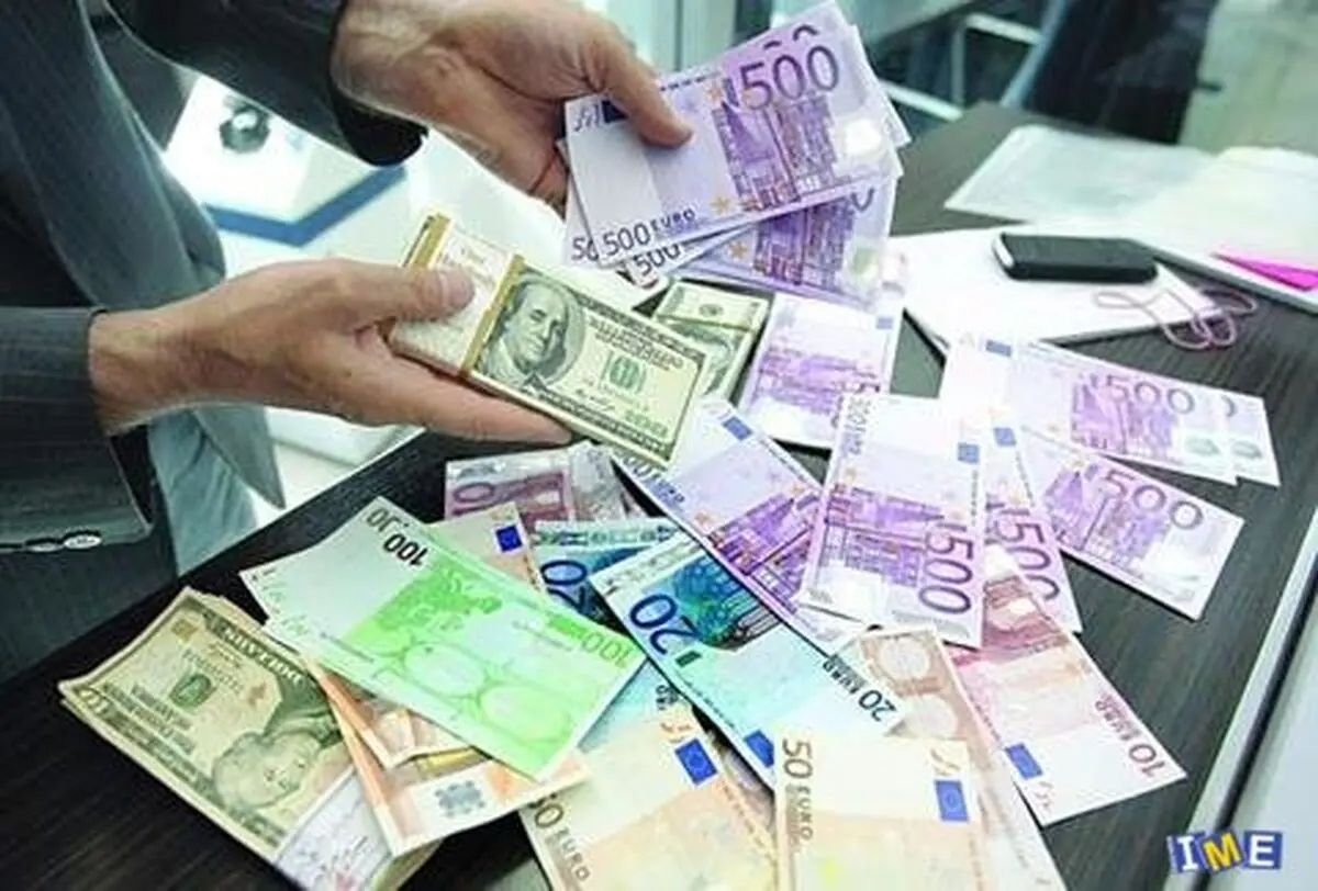بهای دلار کاسته شد