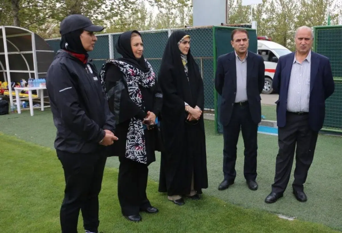  تبریک مهدی تاج به سرمربی تیم ملی فوتبال بانوان 