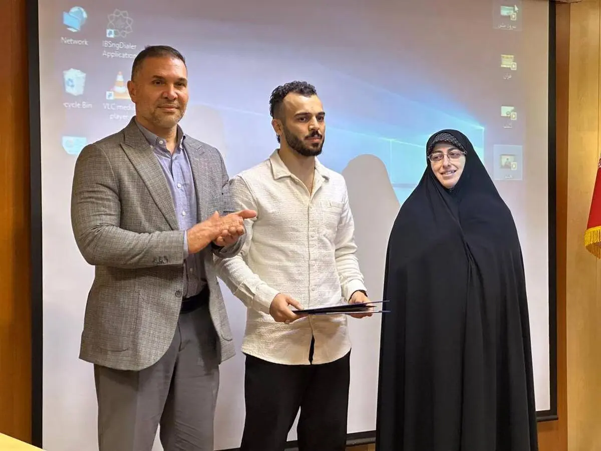 تقدیر از سالار آقاپور، بهترین بازیکن فوتسال آسیا