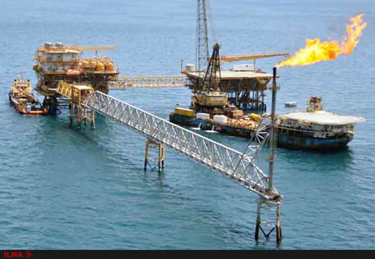 کاهش دریافتیِ کارکنان پیمانکاریِ «نفت فلات قاره»/مدیران شرکت: کسری مربوط به حق بیمه است، جبران می‌شود