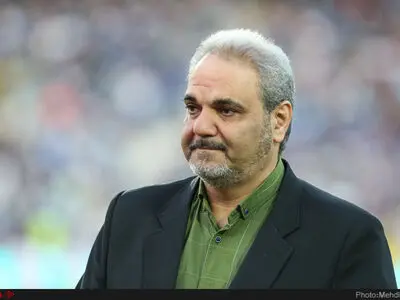 آقای خیابانی بی خیال نقد و موعظه، کمی کتاب بخوانید!