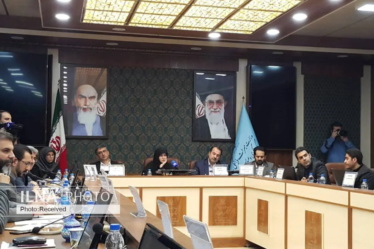 ارائه آمارهای کمی برای رشته‌های کیفی/ اختصاص ردیف بودجه مشخص برای بیمه هنرمندان/ افزایش صادرات چمدانی صنایع دستی با ثبت جهانی