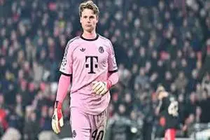 ویدئو: عملکرد فوق‌العاده دروازه‌بان بایرن‌ مقابل آیندهوون