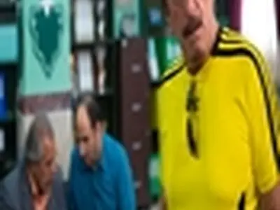 رضا کیانیان، به «شاهگوش» پیوست
